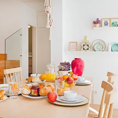 Apartment Sweet - Gloria