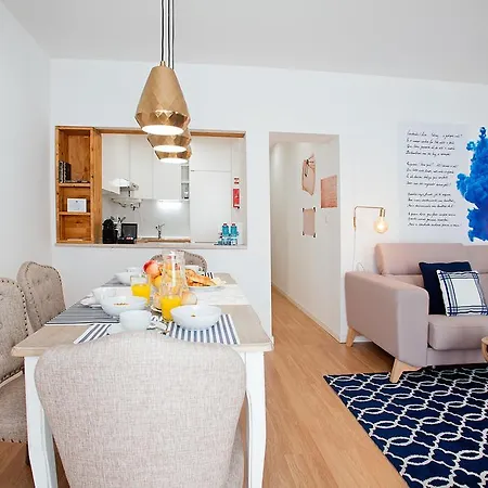 Apartment Sweet - Gloria